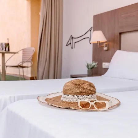 Rvhotels Golf Costa Brava فندق