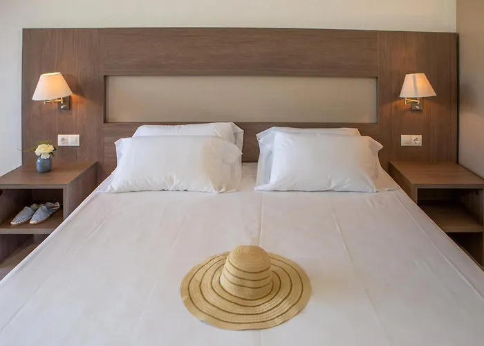 فندق Rvhotels Golf Costa Brava 3*